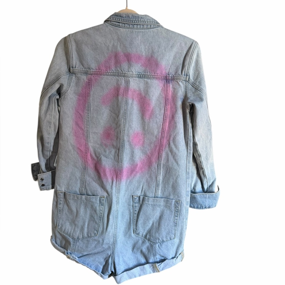 Women’s One Teaspoon Light Wash Denim Romper Pink Spray Paint Smiley Face XS - Picture 8 of 12